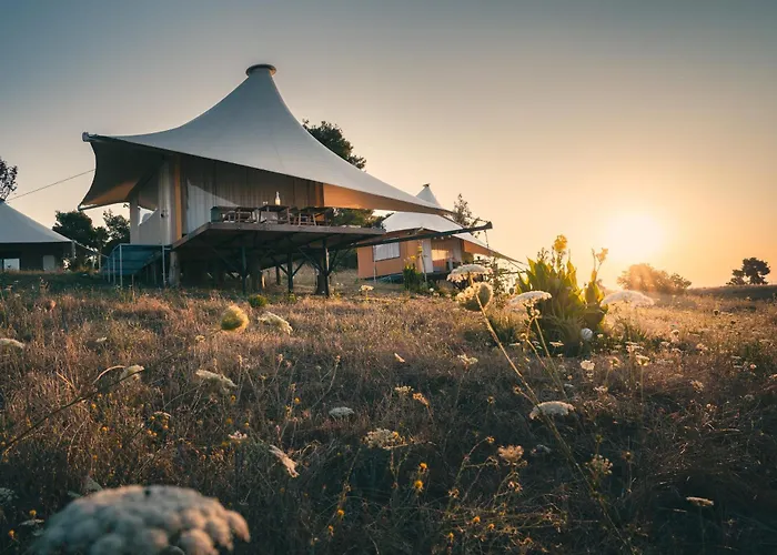 Ihousevillage