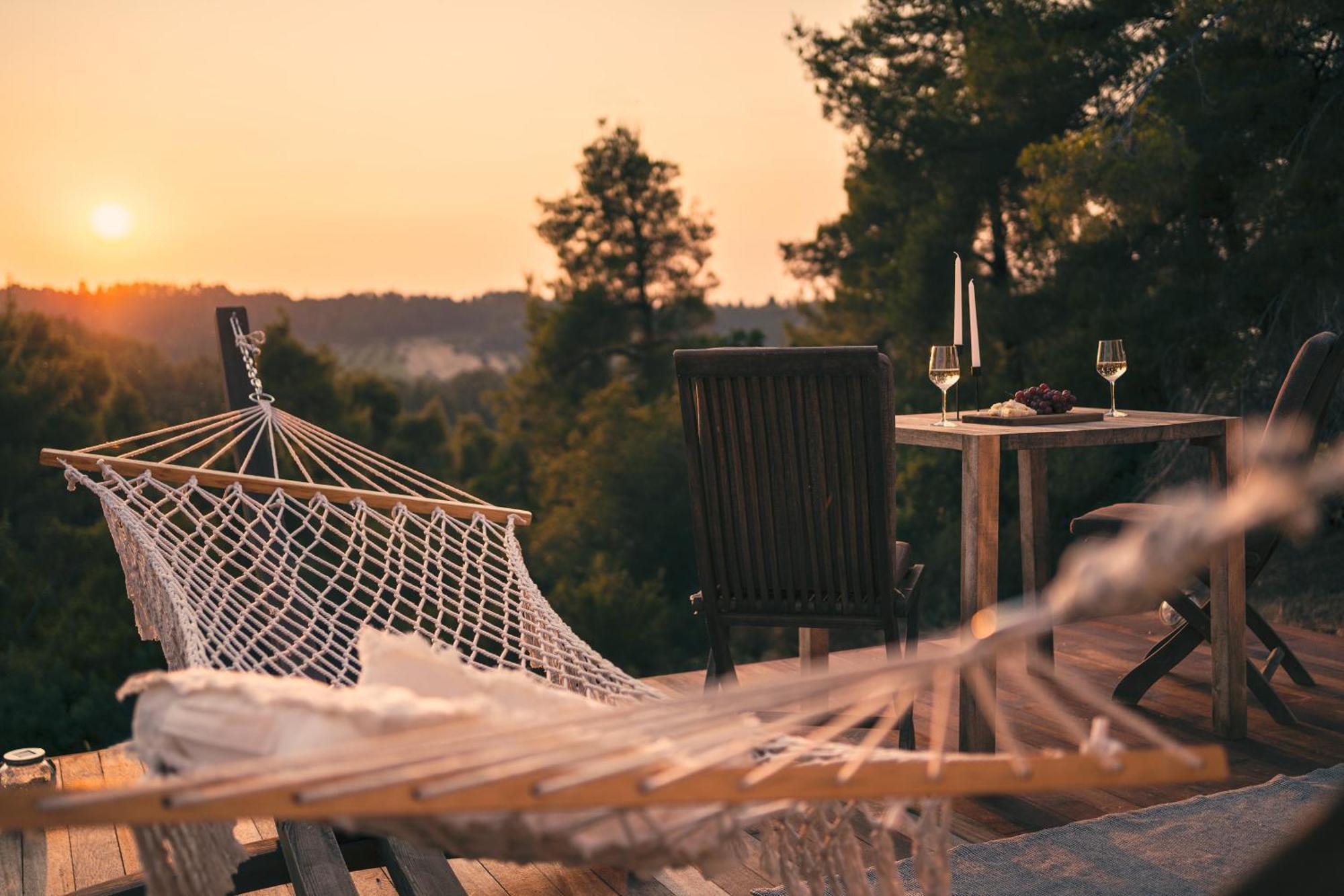 Luxe tent Ihousevillage