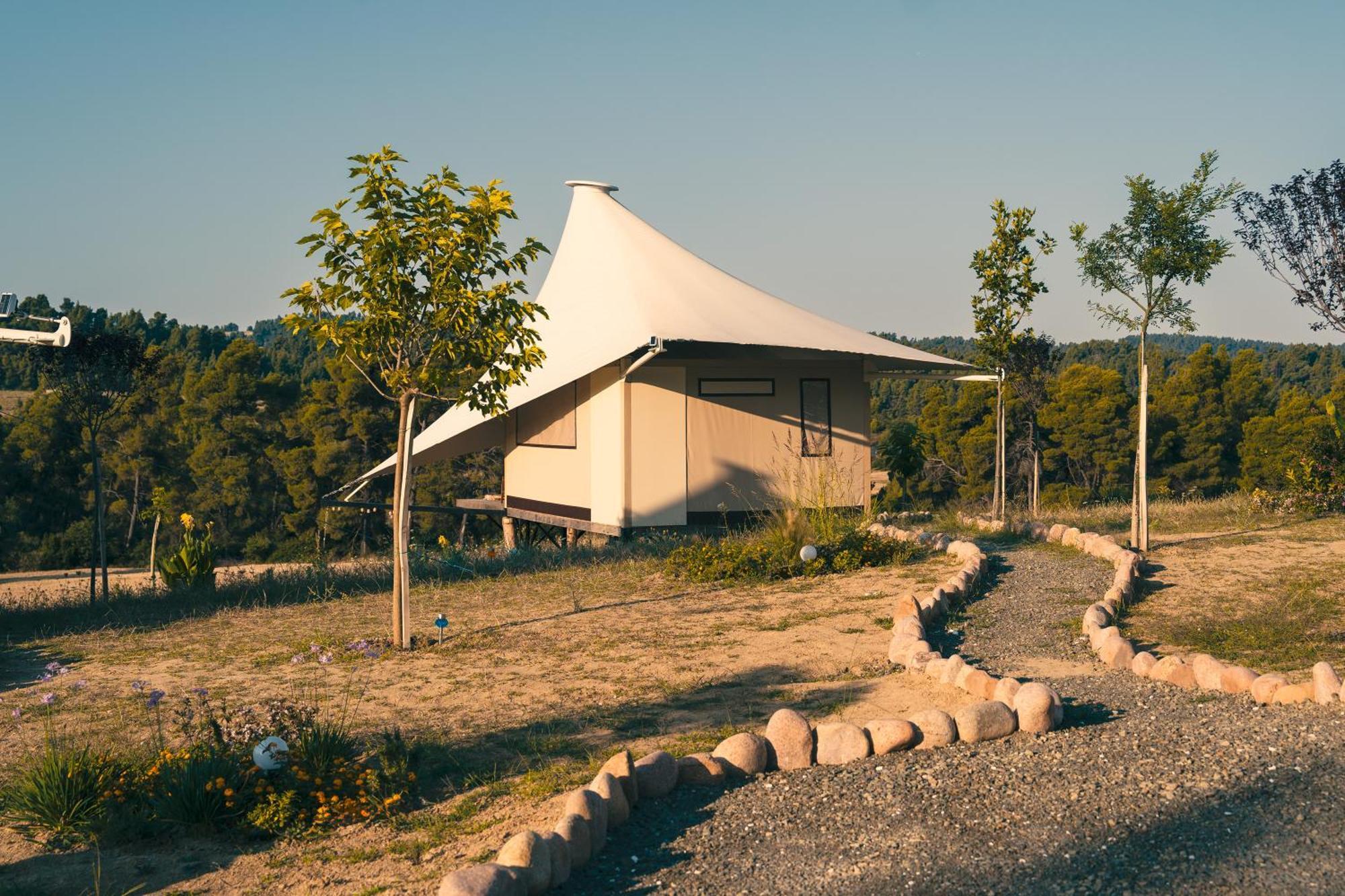 Ihousevillage * Polychrono